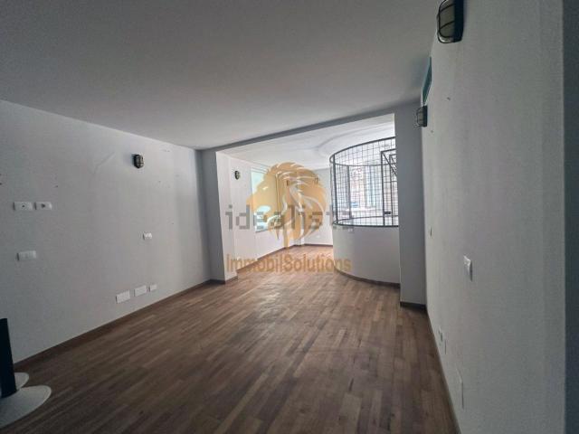 Appartamento in vendita di 550 m² in Via Aristide Conti, 2