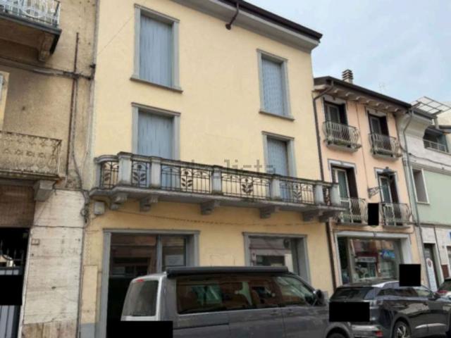 Appartamento in vendita di 553 m² in Corso Giacomo Matteotti
