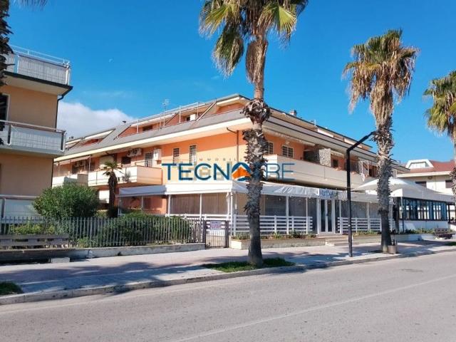 Appartamento in vendita di 55 m² in Lungomare Europa, 119