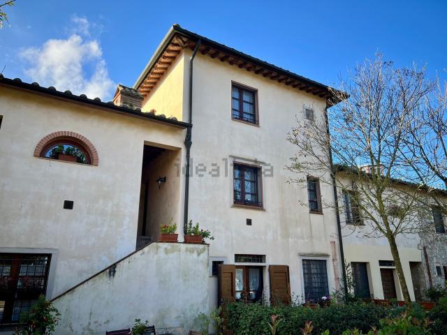 Appartamento in vendita di 55 m² in Località Montignoso
