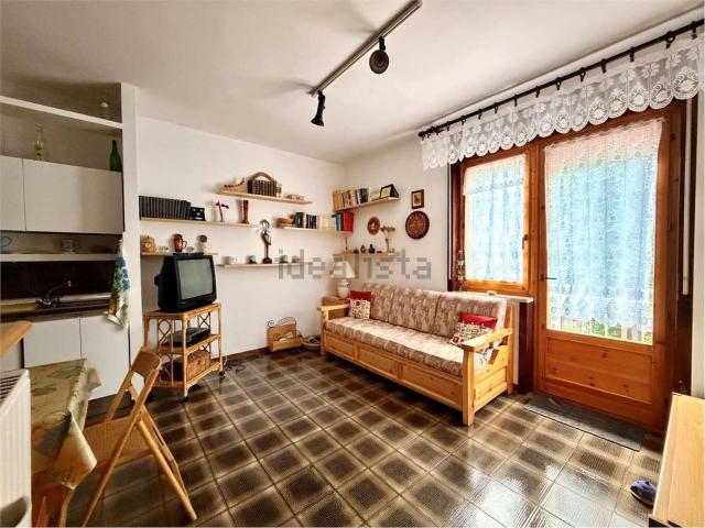 Appartamento in vendita di 55 m² in Via Valcasotto, 108