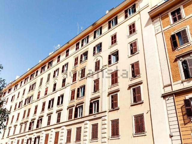 Appartamento in vendita di 55 m² in Via Voghera