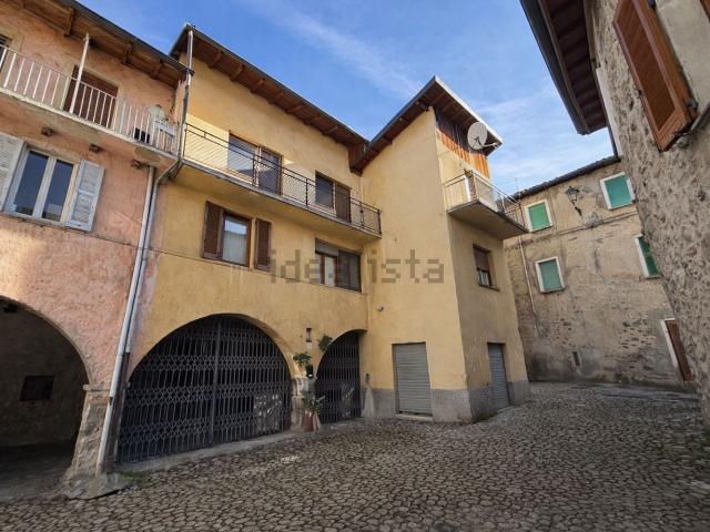 Appartamento in vendita di 55 m² in Via A. Manzoni, 11