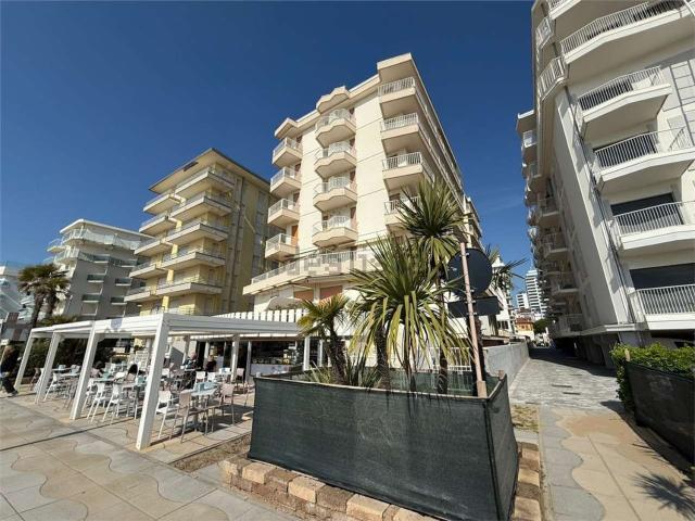 Appartamento in vendita di 55 m² in Via Andrea Bafile 2° Accesso al Mare