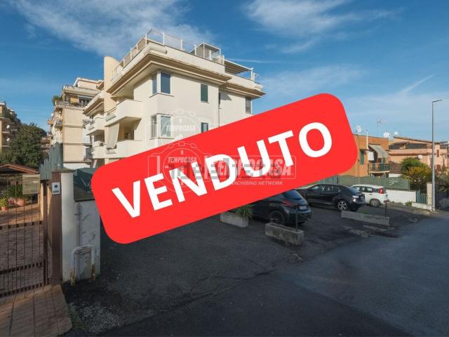 Appartamento in vendita di 55 m² in Via Bagnoregio, 43