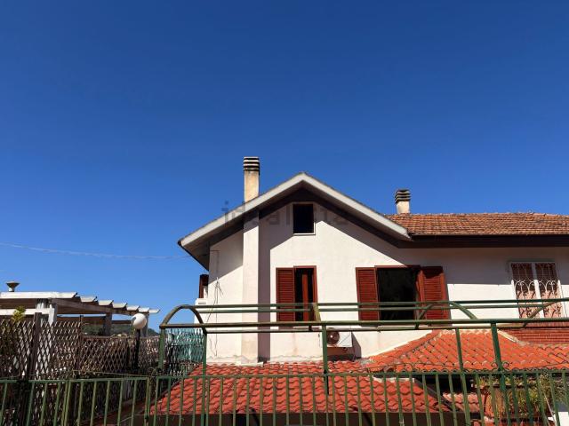 Appartamento in vendita di 55 m² in Via degli Ulivi