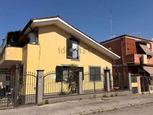 Appartamento in vendita di 55 m² in Via dei Larici, 21