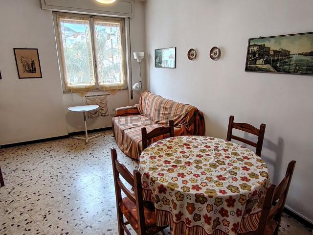Appartamento in vendita di 55 m² in Via della Cornice