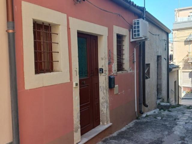 Appartamento in vendita di 55 m² in Via Giovanni Aurispa, 5