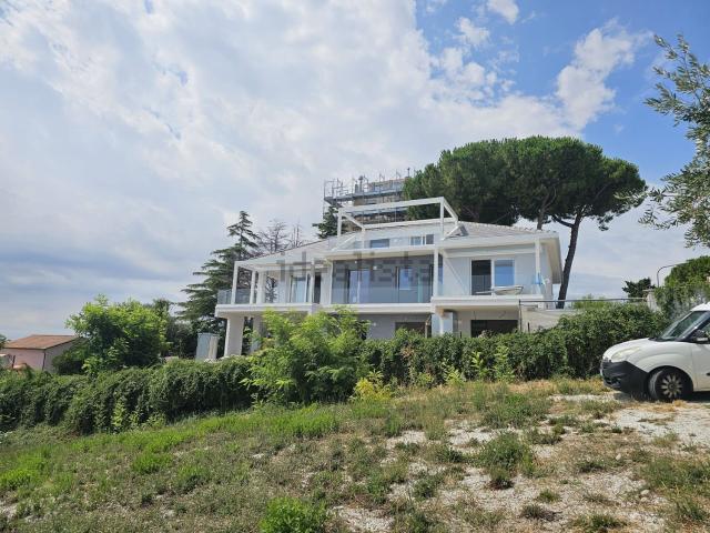 Appartamento in vendita di 55 m² in Via Ischia, 111