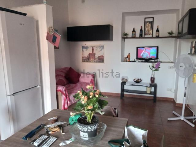 Appartamento in vendita di 55 m² in Via Michele Lega, 12