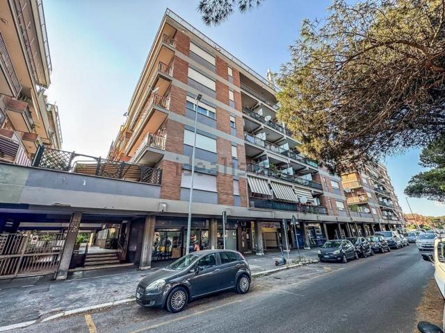 Appartamento in vendita di 55 m² in Viale Giuseppe Genoese Zerbi