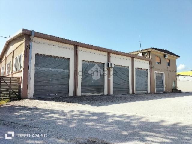 Appartamento in vendita di 560 m² in Via Bruno Buozzi, 2