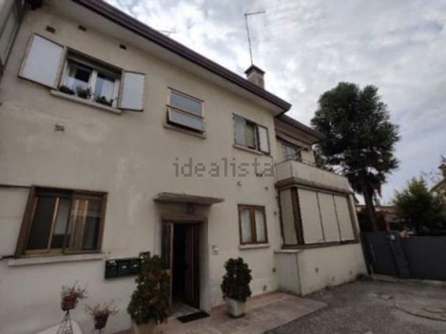 Appartamento in vendita di 56 m² in Via Carlo Stuparich, 2