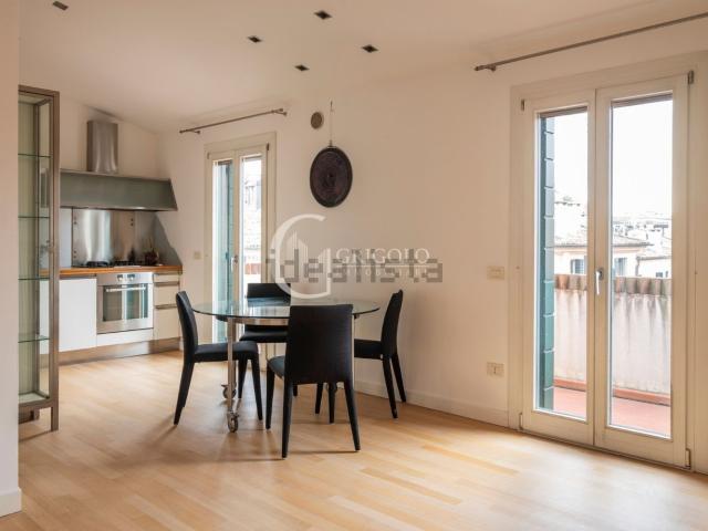 Appartamento in vendita di 56 m² in Via dei Dall&apos Oro