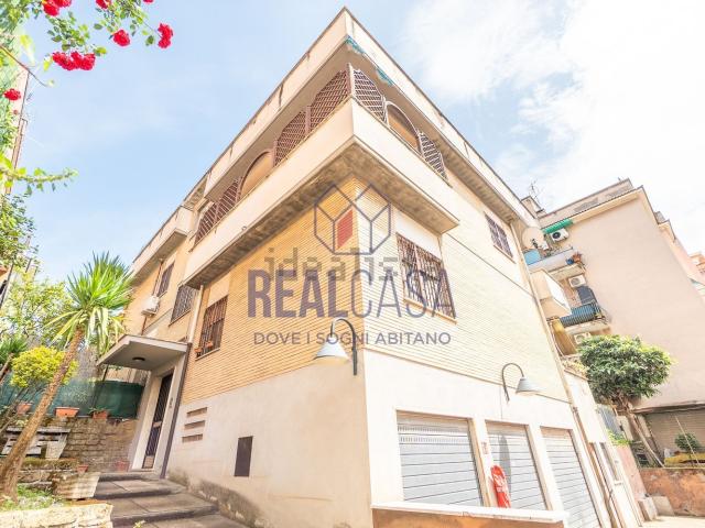 Appartamento in vendita di 56 m² in Via dei Fiori, 36