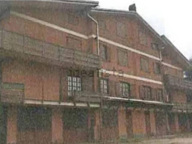 Appartamento in vendita di 150 m² in Borgo San Bernardo