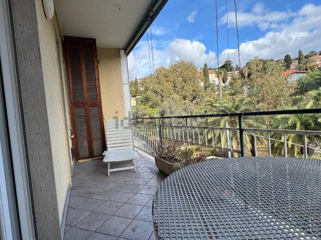 Appartamento in vendita di 58 m² in Corso degli Inglesi, 618