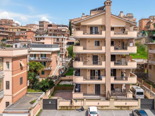 Appartamento in vendita di 58 m² in Via Cornelia