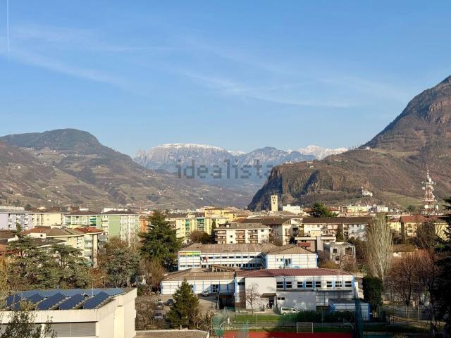 Appartamento in vendita di 58 m² in Via del Ronco, 13