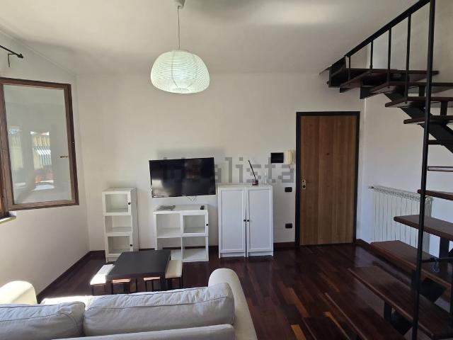 Appartamento in vendita di 58 m² in Via di Valle Muricana, 161