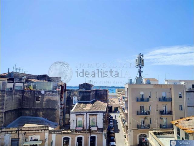 Appartamento in vendita di 58 m² in Via Francesco Crispi