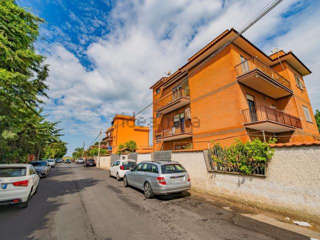 Appartamento in vendita di 58 m² in Via Francesco Aquilanti