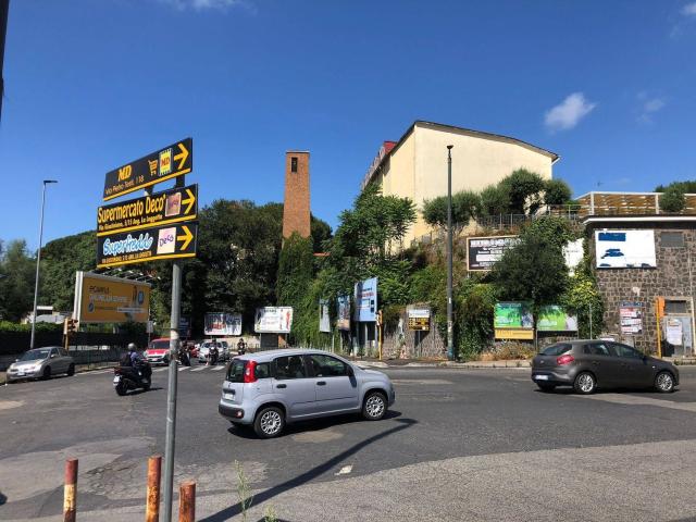 Appartamento in vendita di 58 m² in Via Michelangelo da Caravaggio, 300