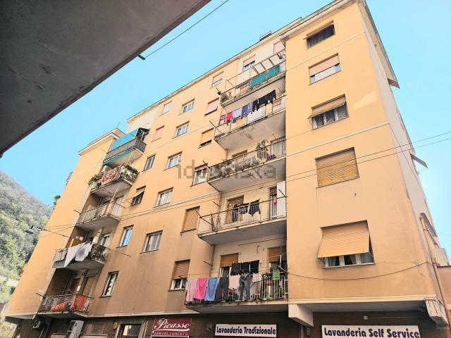 Appartamento in vendita di 58 m² in Via Salvo D&apos Acquisto, 2