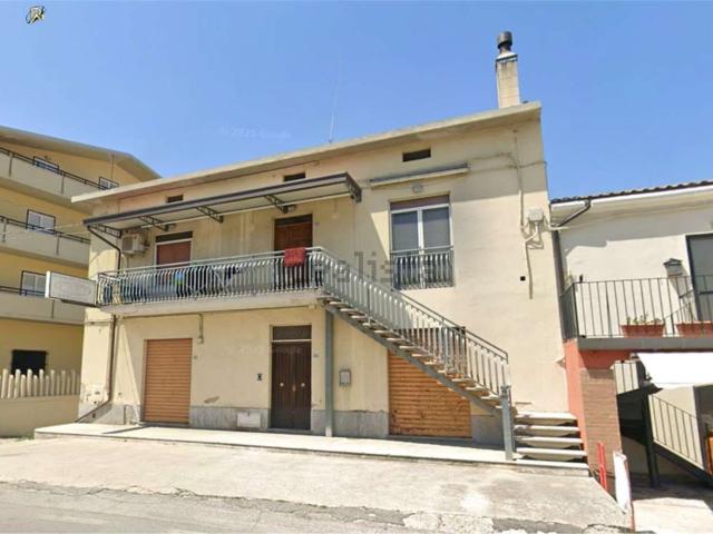 Appartamento in vendita di 590 m² in Via Nazionale, 415
