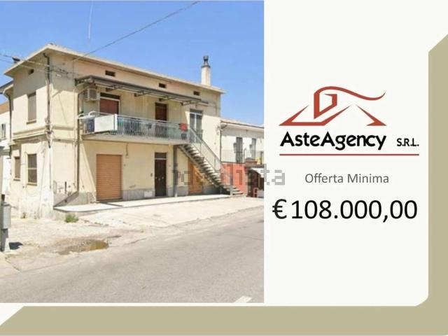 Appartamento in vendita di 590 m² in Via Nazionale, 415