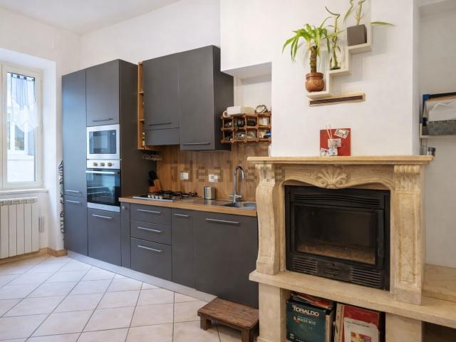 Appartamento in vendita di 59 m² in Via Farnesiana, 26