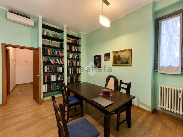 Appartamento in vendita di 63 m² in Corso di Porta Romana, 121