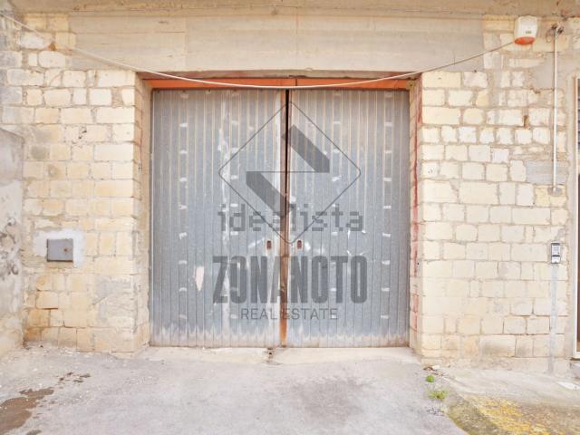Appartamento in vendita di 63 m² in Largo Nazario Sauro, 3