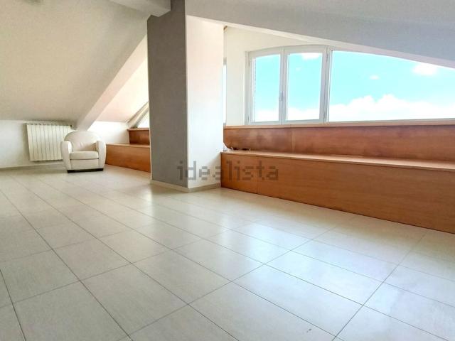 Appartamento in vendita di 63 m² in Via Colle Impergola, 2