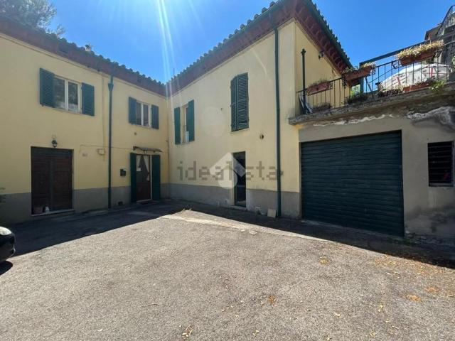 Appartamento in vendita di 63 m² in Via del Favarone, 27