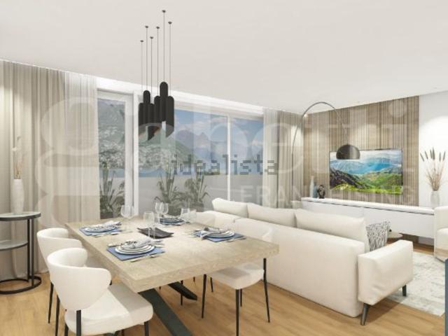 Appartamento in vendita di 63 m² in Via del Triumvirato, 20