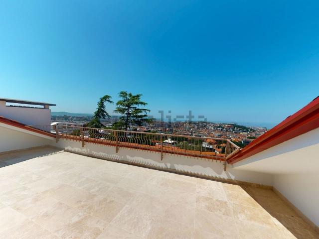 Appartamento in vendita di 63 m² in Via di Chiadino, 13
