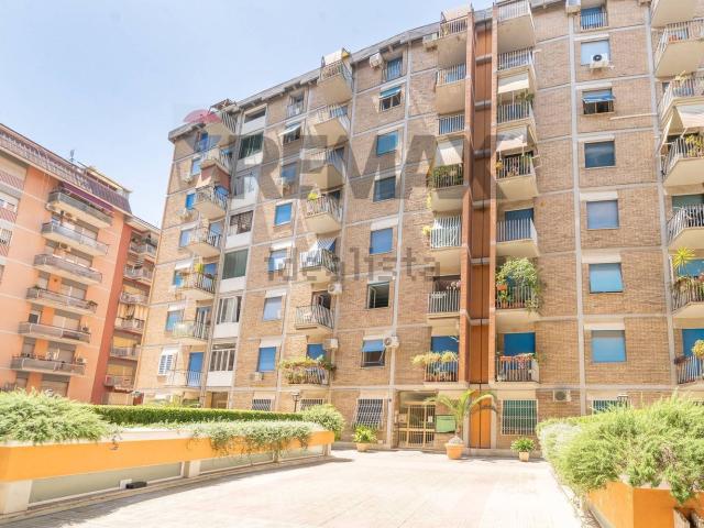 Appartamento in vendita di 63 m² in Via Flavio Stilicone, 236