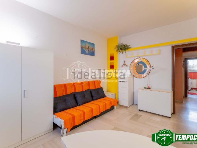 Appartamento in vendita di 63 m² in Via Fratelli Antona Traversi, 23