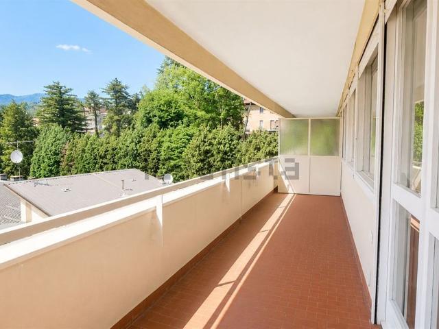Appartamento in vendita di 63 m² in Via Francesco Crispi, 26