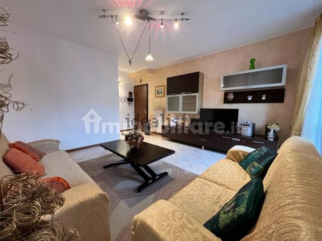 Appartamento in vendita di 63 m² in Via Magenta