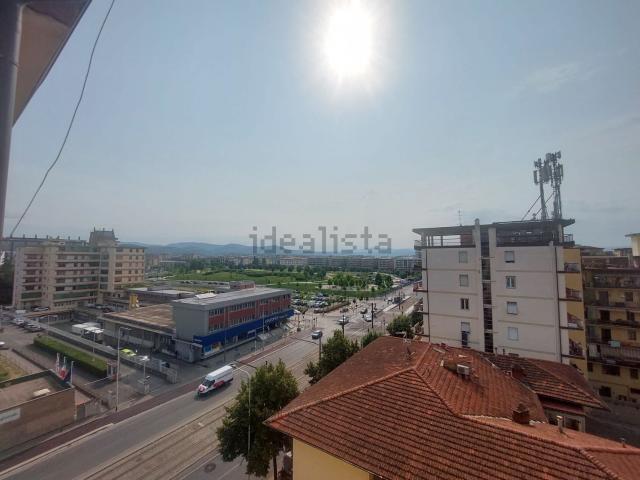 Appartamento in vendita di 63 m² in Via Mario Ulivelli