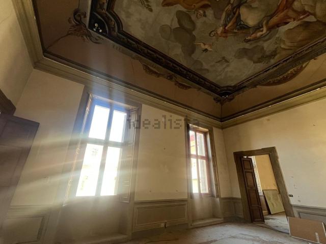 Appartamento in vendita di 600 m² in Via Leoncino, 10