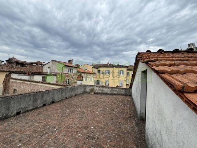 Appartamento in vendita di 600 m² in Via San Donnino
