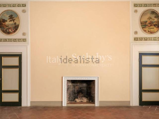 Appartamento in vendita di 600 m² in Via Santa Giustina