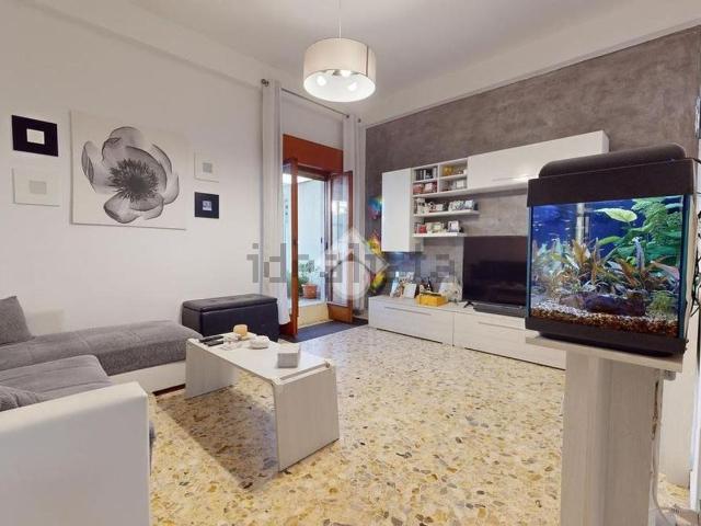 Appartamento in vendita di 600 m² in Viale Lilla Vincenzo