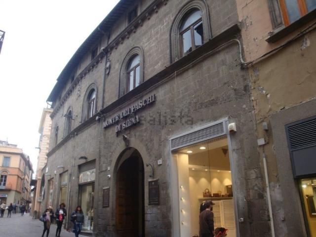 Appartamento in vendita di 600 m² in Piazza dell&apos Erbe