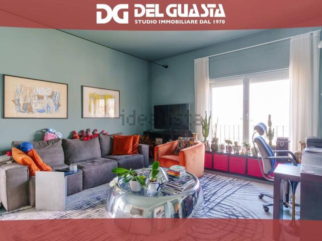 Appartamento in vendita di 60 m² in Corso Aurelio Saffi, 39