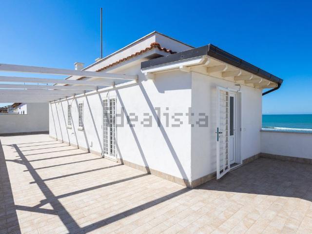 Appartamento in vendita di 60 m² in Lungomare degli Ardeatini